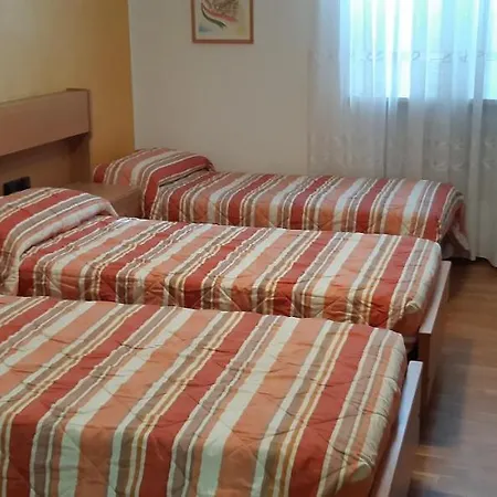 Garni Castel Ferari Hotel