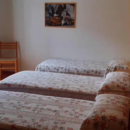 Hotel Garni Castel Ferari Tuenno